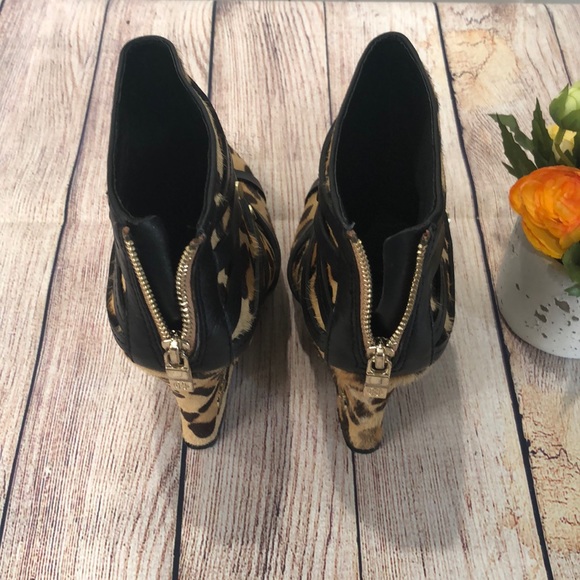 House of Harlow 1960 Ava Bootie In Sahara Leopard - Picture 7 of 8